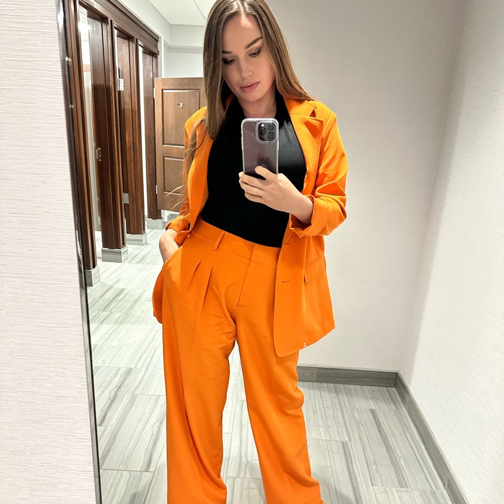 Karl Lagerfeld 2 piece Pant Suit